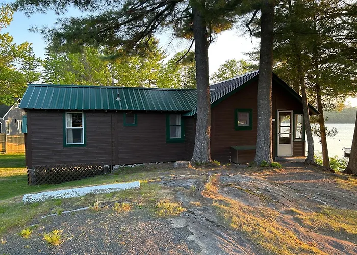 Paddler\'S Rest Lakeside Cabins And Motel