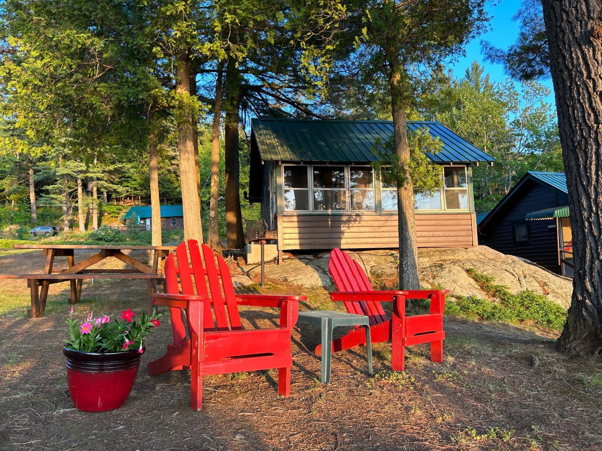 Lodge Paddler's Rest Lakeside And