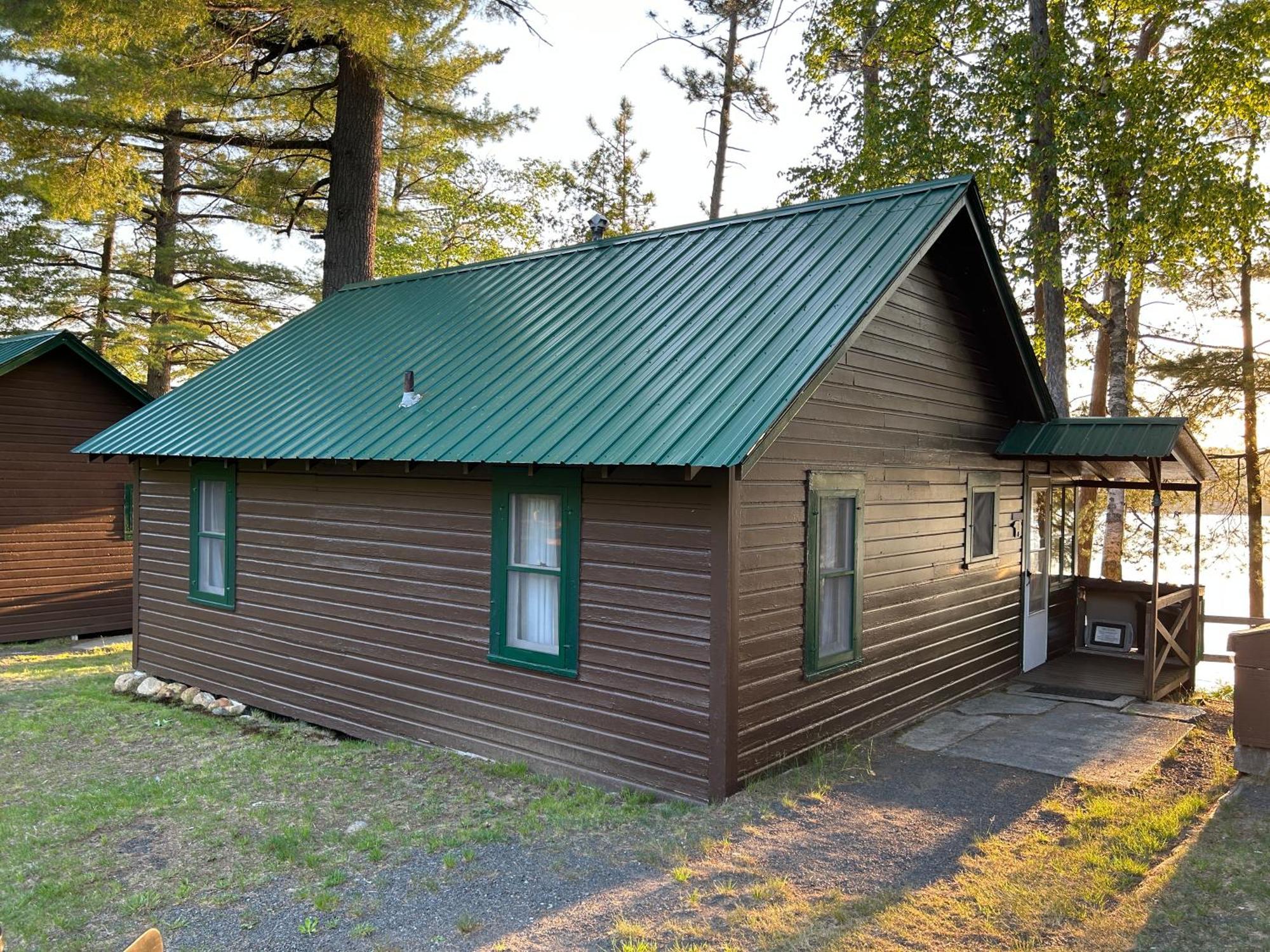 Lodge Paddler's Rest Lakeside And Long Lake